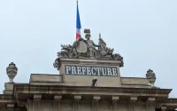 Pour empêcher sa femme et sa fille de venir du Maroc, la préfecture ressort une affaire de 2015