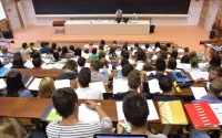 Études à l'étranger : l'enfant de MRE peut passer sans papiers marocains