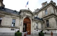 Titre de séjour bloqué : une Marocaine fait plier la préfecture de l'Isère à 100 € par jour