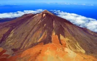 Alerte au volcan aux Îles Canaries