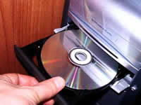Saisie de plus de 500.000 CD piratés à Rabat 