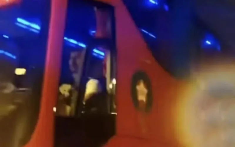 Achraf Hakimi en conducteur du bus de l'équipe olympique ?