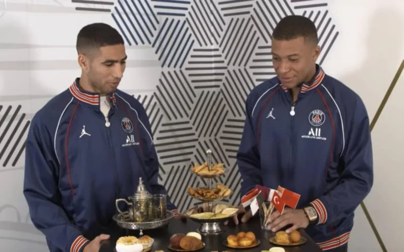 Aïd El fitr : Achraf Hakimi teste les connaissances de Kylian Mbappé (vidéo)