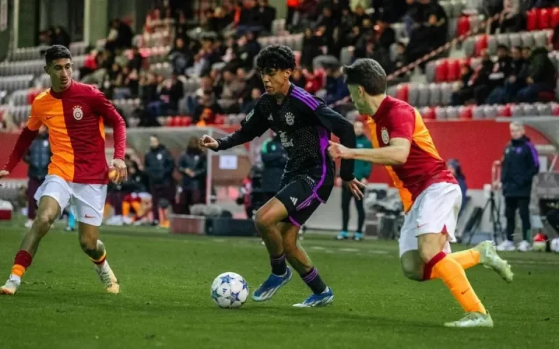 Le petit cadeau de la FRMF à Adam Aznou