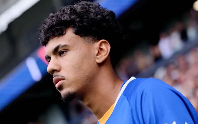 La défaite d'Everton pourrait tout changer pour Adam Aznou