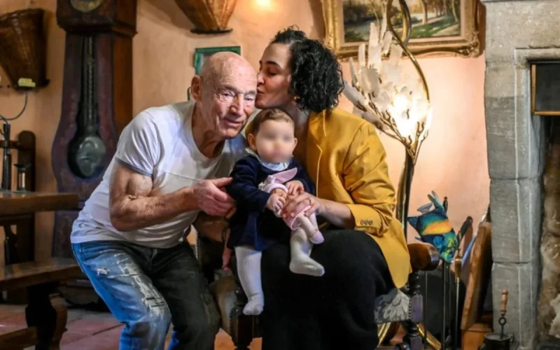Aïcha, 39 ans, la femme qui a offert une nouvelle jeunesse au « plus vieux papa de France »