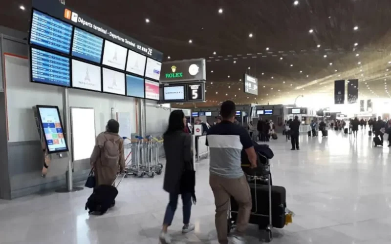 Visas : des Franco-marocains réagissent à la décision française