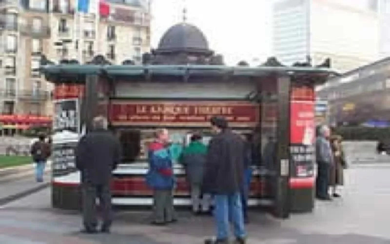 Driss Smaïli ouvre le 300ème kiosque à Paris