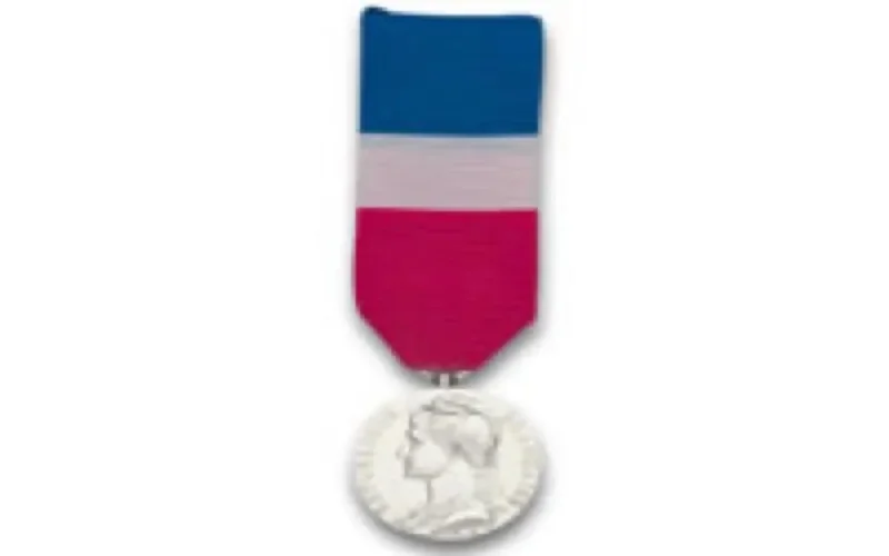 France : La Médaille de vermeil décernée à un gynécologue marocain 