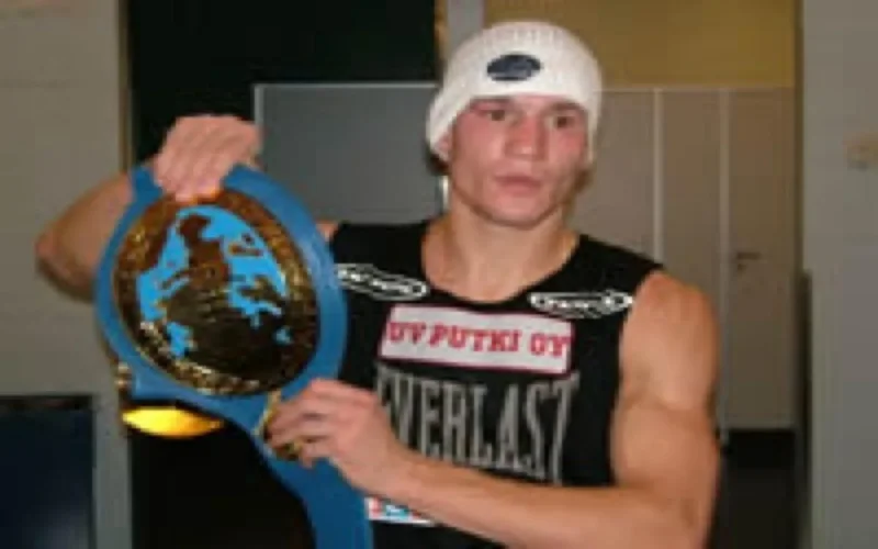 Boxe/Championnat d'Europe : Amin Asikainen défend son titre