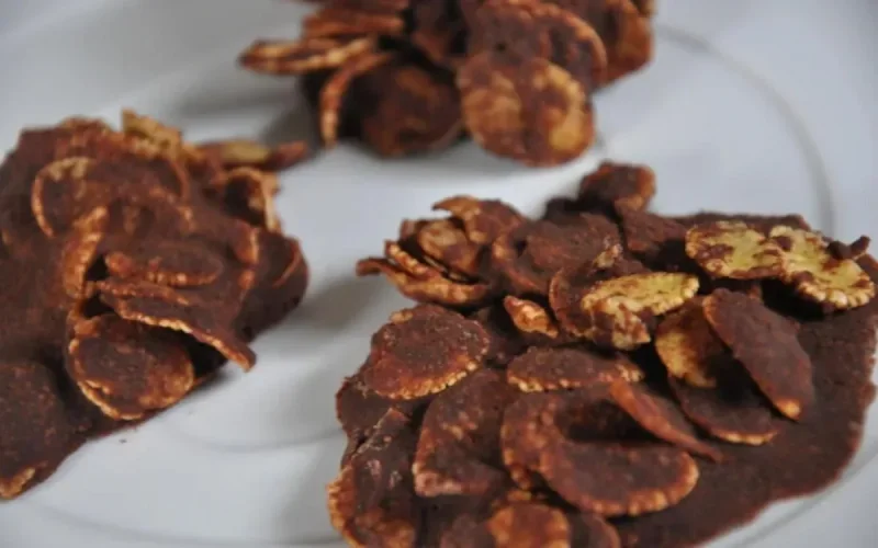 Biscuits au chocolat et aux corn flakes