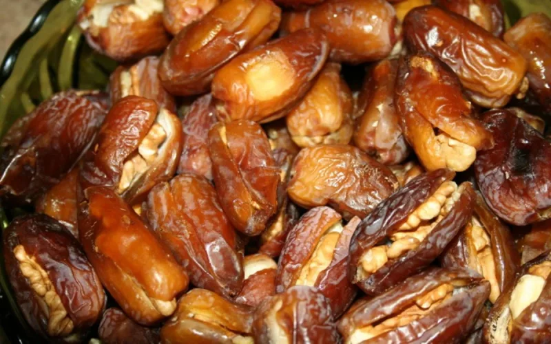 Dattes aux noix 