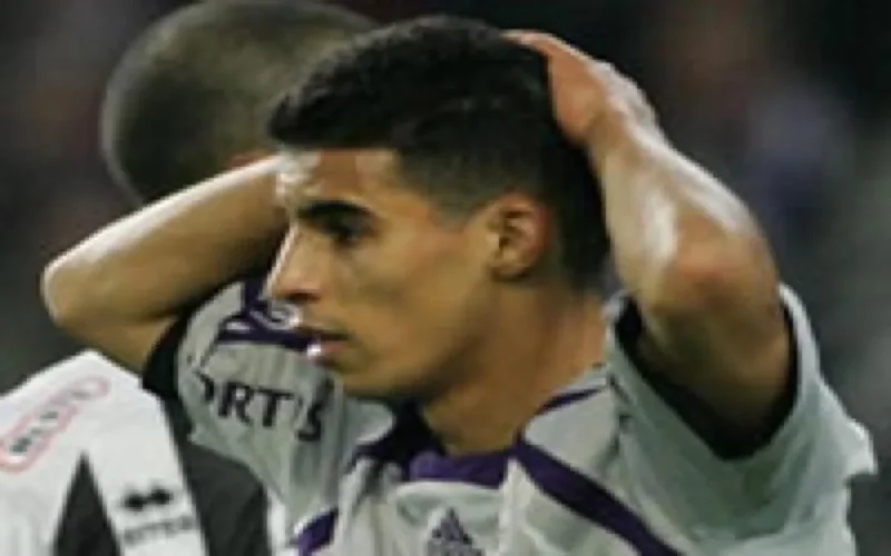 Boussoufa out contre Gand