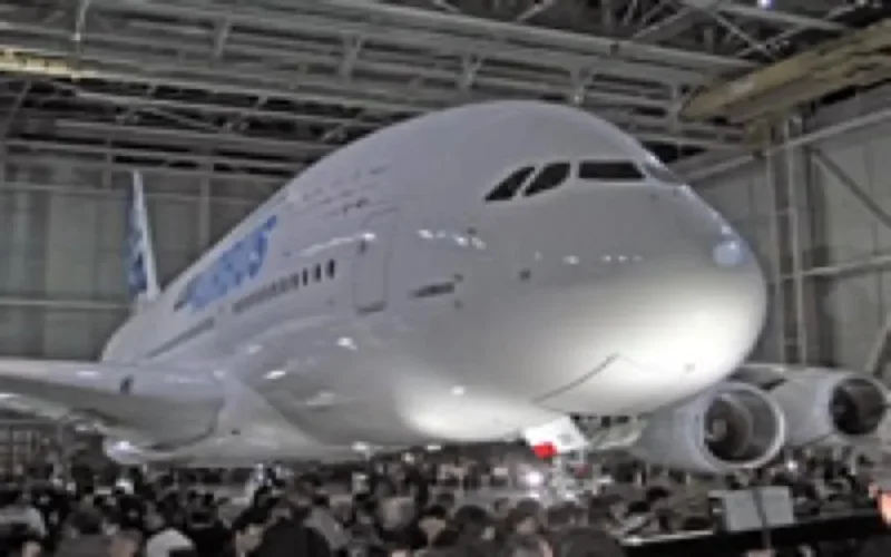 Au Maroc, Safran utilise "la finesse et la tendresse de la femme" pour produire des pièces d'Airbus
