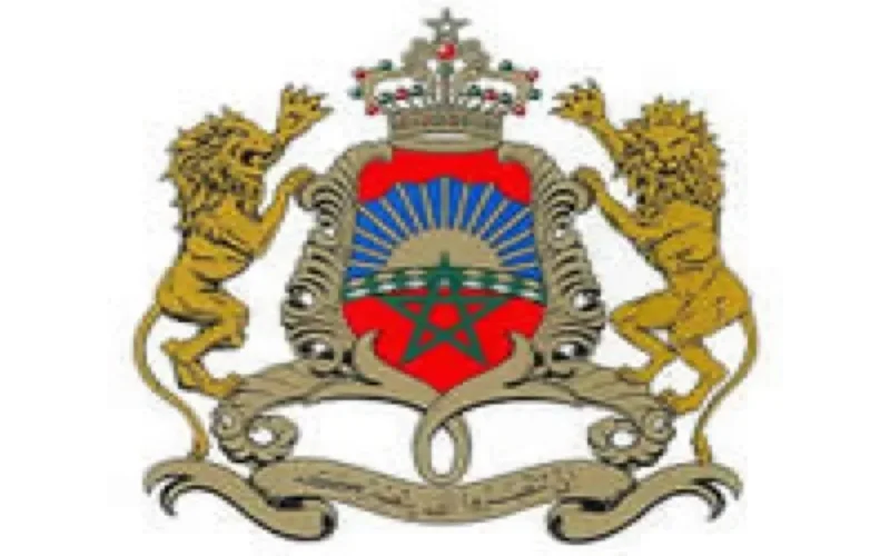 Un jeune marocain de Tifelt conçoit la plus grande couronne au monde 