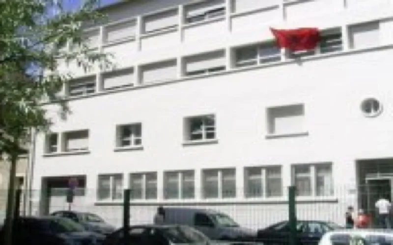 "Cutter" contre "sabre médiéval" au consulat du Maroc de Lyon