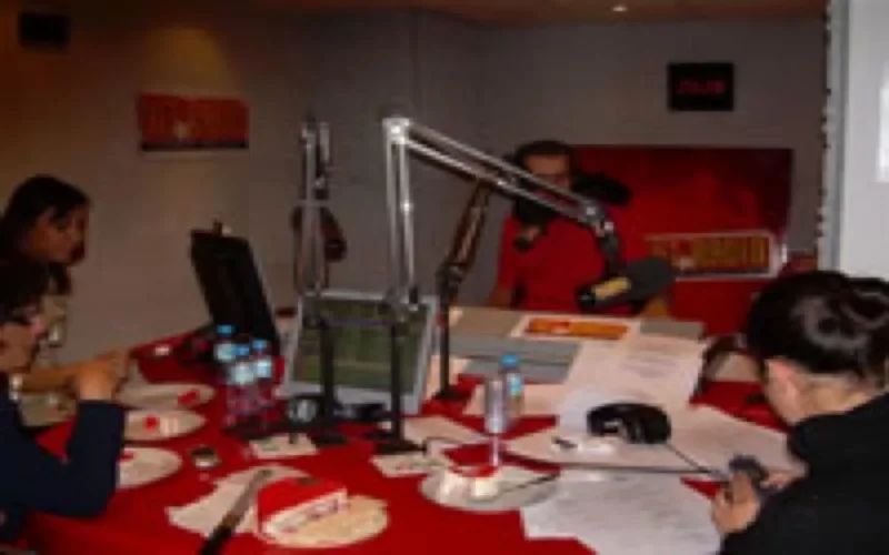 Suspension de « Libre Antenne » sur Hit Radio