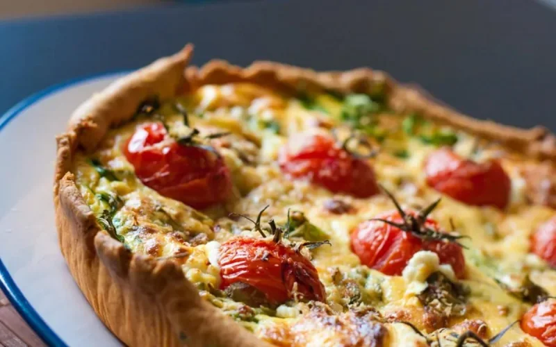 Tarte feuilletée à la tomate 