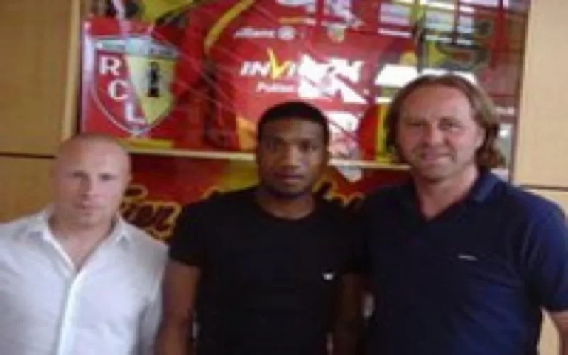 Zakarya Bergdich signe à Lens