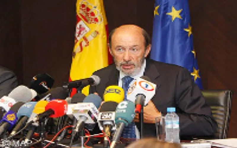 La visite d'Alfredo Perez Rubalcaba déçoit