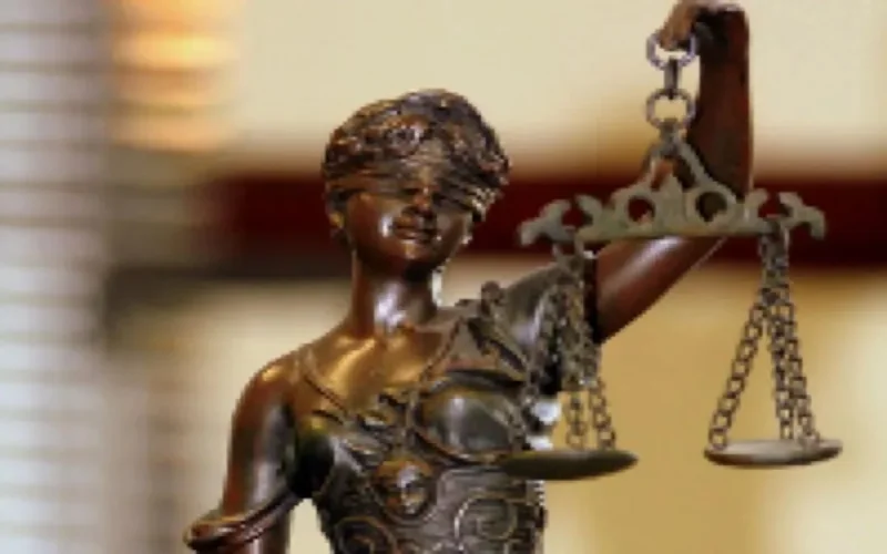 Un ex médecin et un franco-marocain accusés de terrorisme