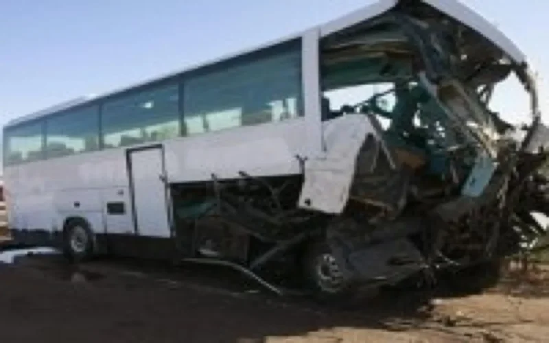 19 morts et 85 blessés dans 3 accidents 