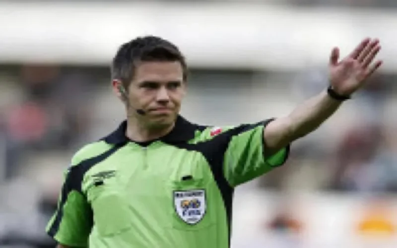 Des arbitres norvégiens pour le match Irlande du Nord-Maroc