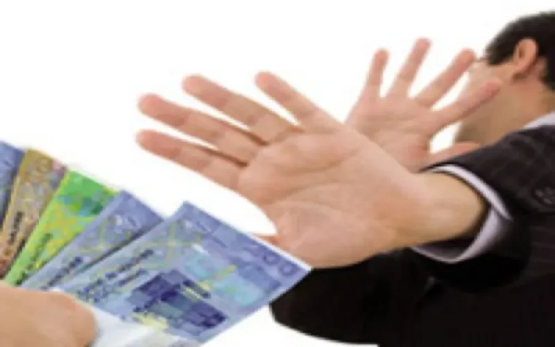 Stop Corruption assiégé par les internautes