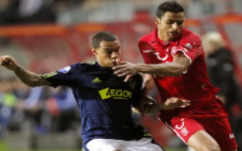 Nacer Chadli "talent de l'année" aux Pays-Bas 