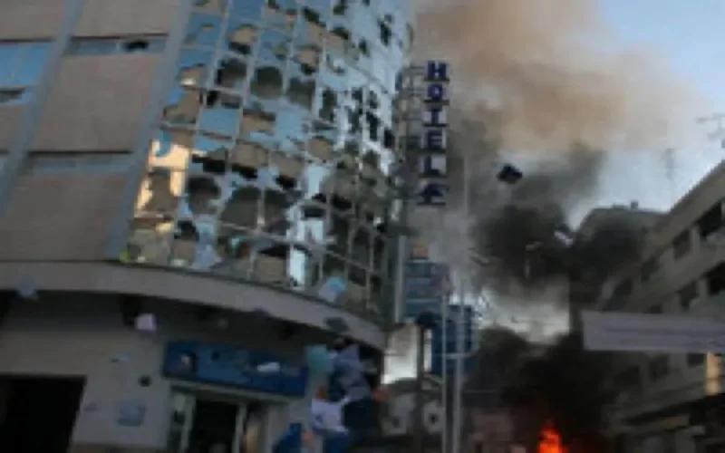 Cinq morts et 128 blessés, suite aux manifestations du 20 février