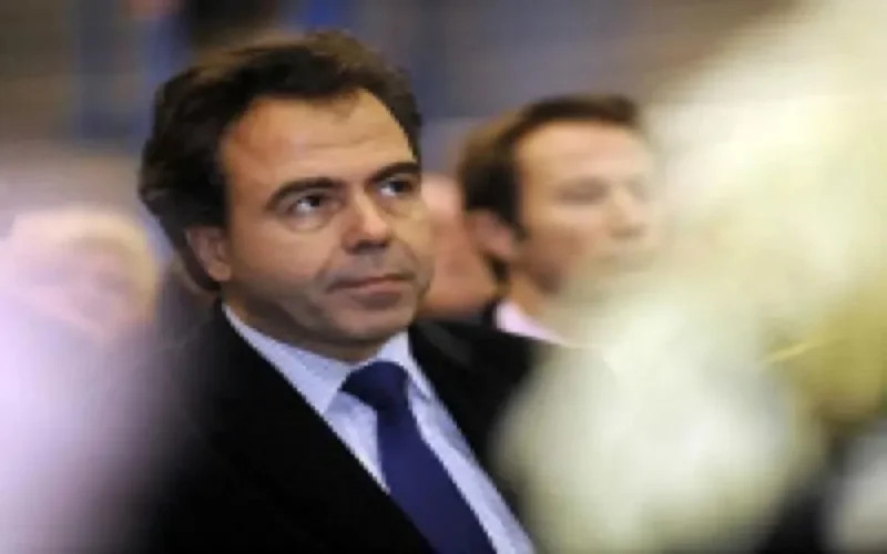 France : mères voilées et sorties scolaires, Luc Chatel dit non