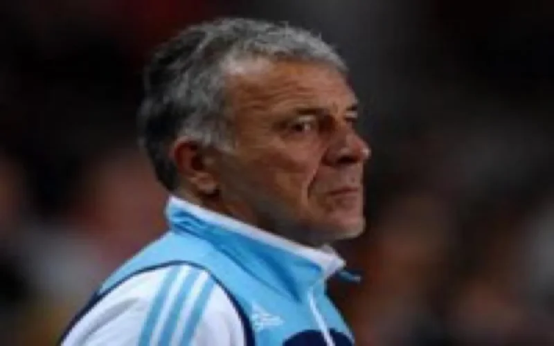 L'OL et l'OM courent toujours après Eric Gerets