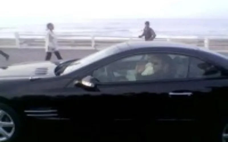 Mohammed VI vu dans les rues de Rabat après le discours vendredi 