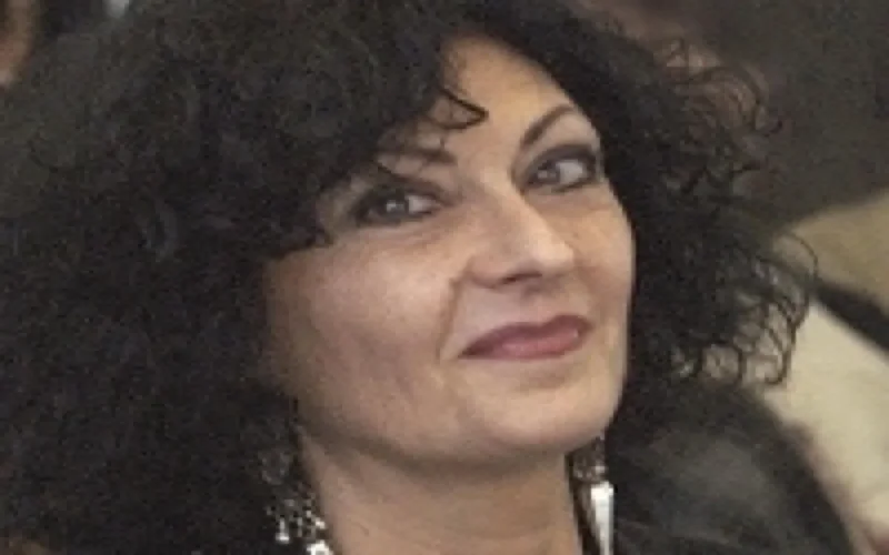 Abderrahim Atmoun et Nadia Benjelloun décorés par la France