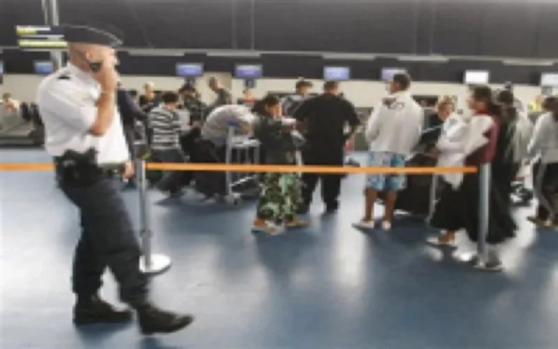 France : 33 000 expulsions en 2011