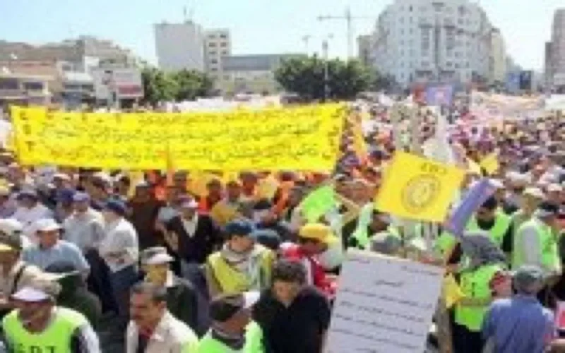 Marche de la dignité, des milliers de personnes défilent à Casablanca 