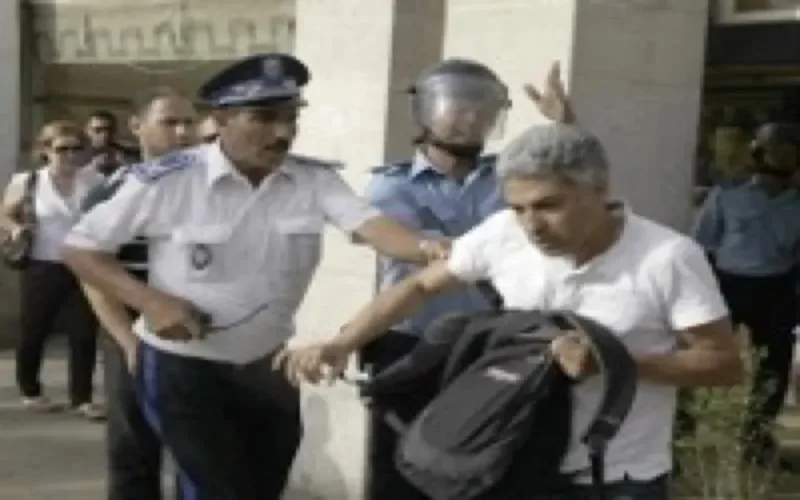 Un journaliste AFP agressé par la police à Rabat