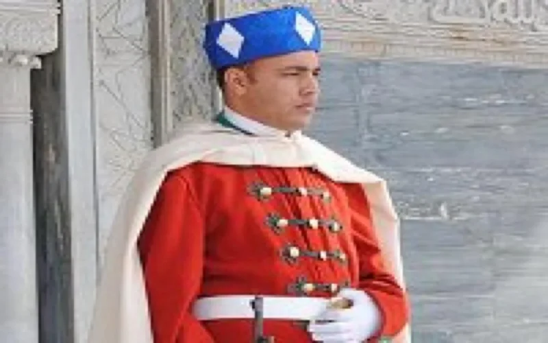 La garde royale victime d'intoxication alimentaire à Marrakech