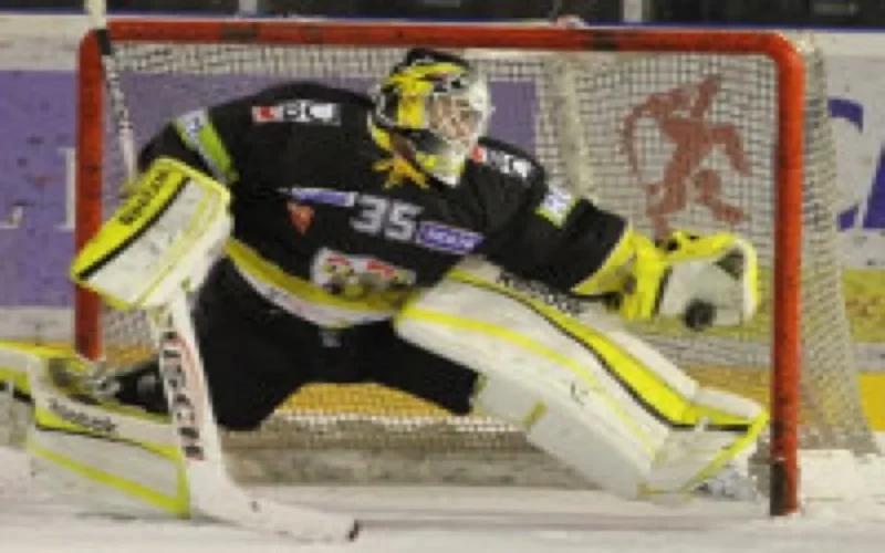 Un Marocain poignarde un joueur de hockey suisse