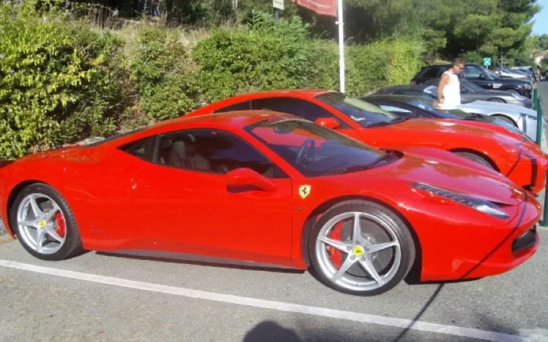 Augmentation des taxes sur les voitures de luxe au Maroc