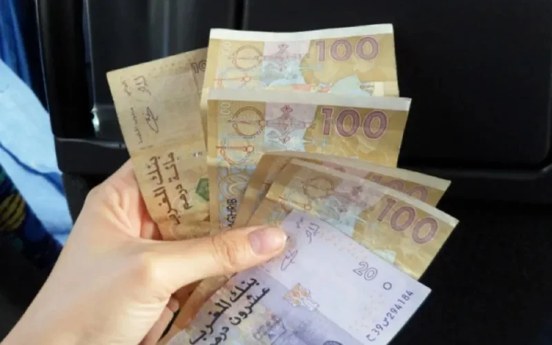 Une Marocaine tente de déposer 400.000 dirhams en faux billets à la banque