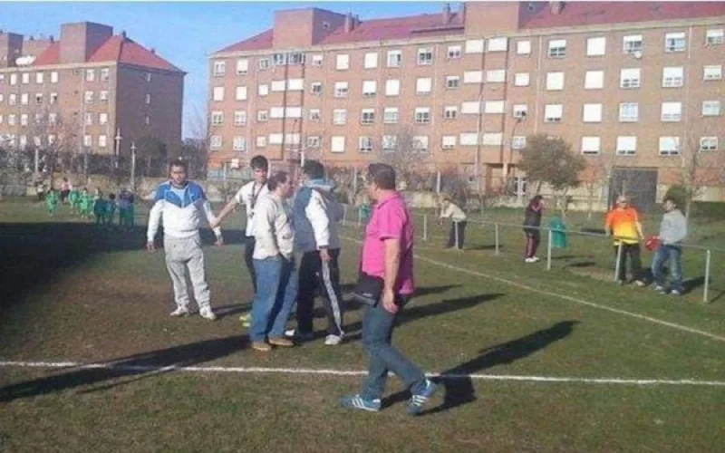 Un arbitre marocain sauvagement agressé en Espagne