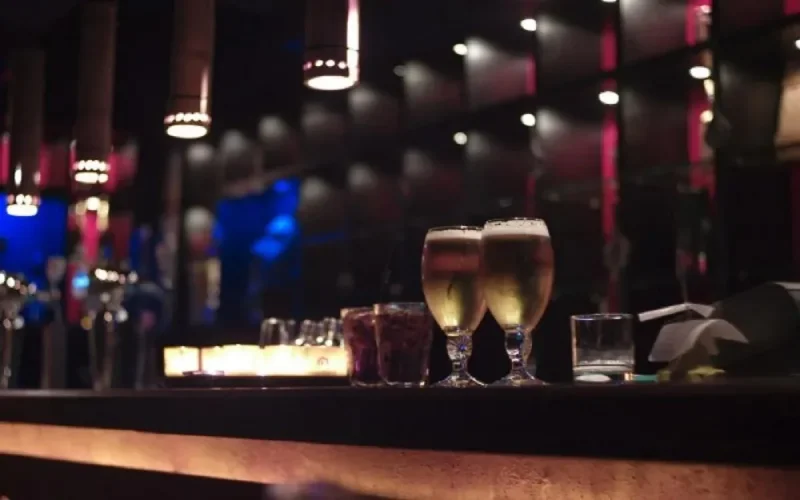 Un ivrogne Saoudien humilie la police marocaine à Kénitra