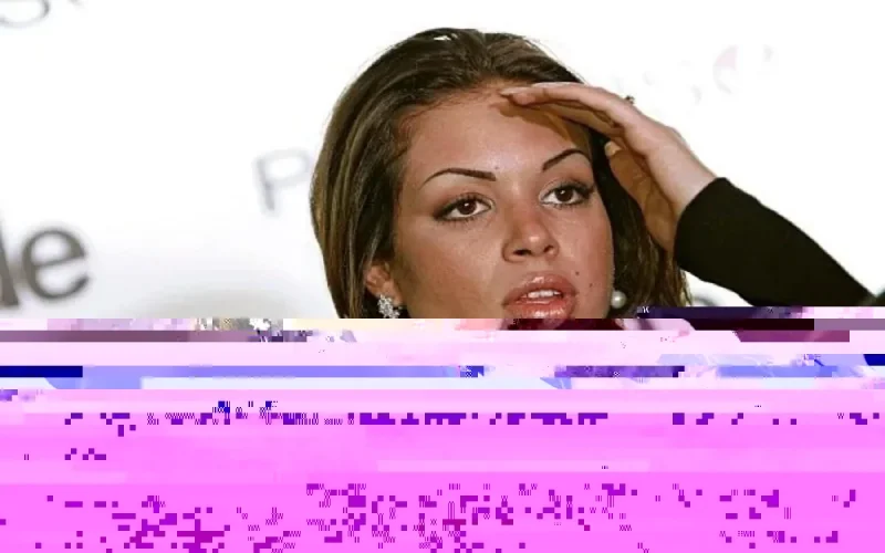 Karima - Ruby - El Mahroug "prête à chercher un travail de femme de ménage"