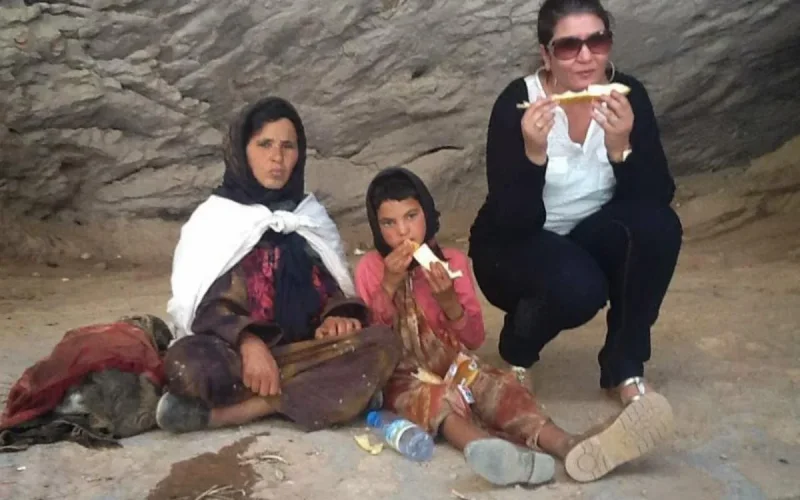 Une députée marocaine très critiquée pour un geste d'aumône malsain