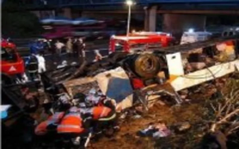 Accident de Poitiers : l'autocar était-il trop chargé ?