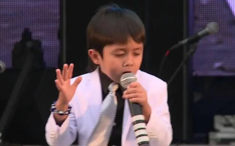 Un Asiatique de 4 ans interprète avec brio « Enty » de Saad Lamjerred