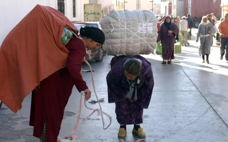 Débordé par les contrebandiers, le Maroc ferme le poste-frontière de Sebta