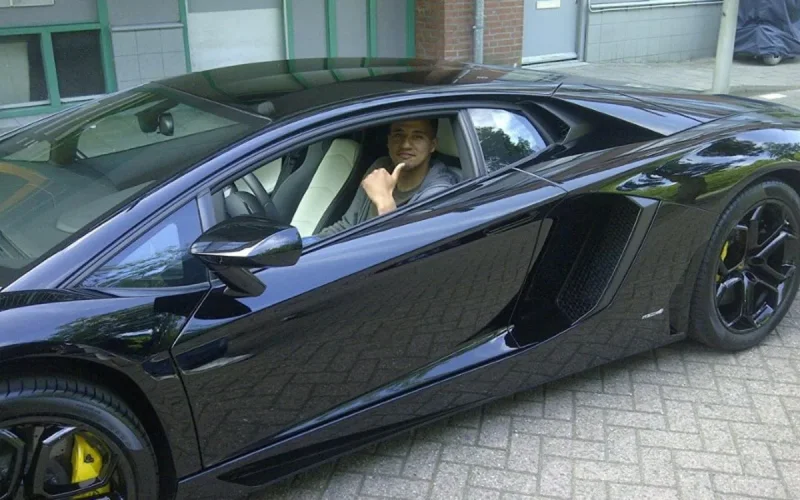 Six mois de prison requis contre le frère de Badr Hari