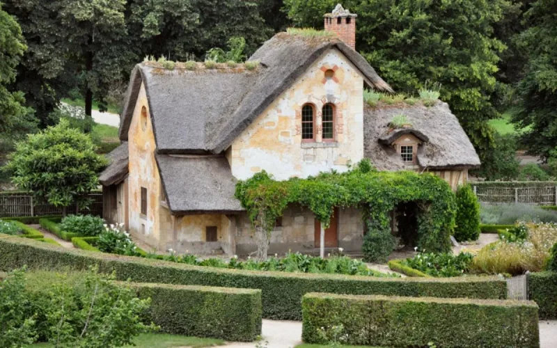 Un hameau est à vendre en France, des Marocains intéressés